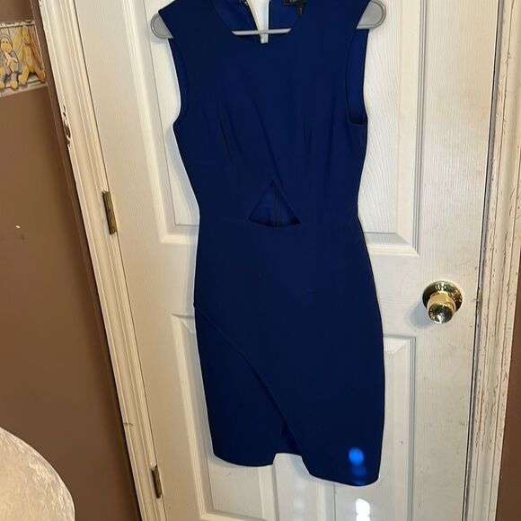 BCBG MaxAzria Annabel Blue Cutout Sheath Dress Size 4 - Picture 1 of 9